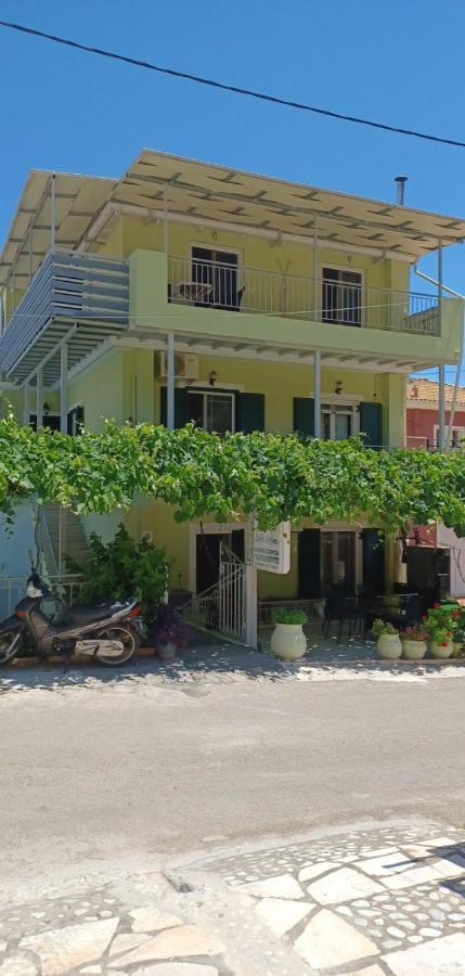 Steven Apartment Vasiliki  Exterior photo